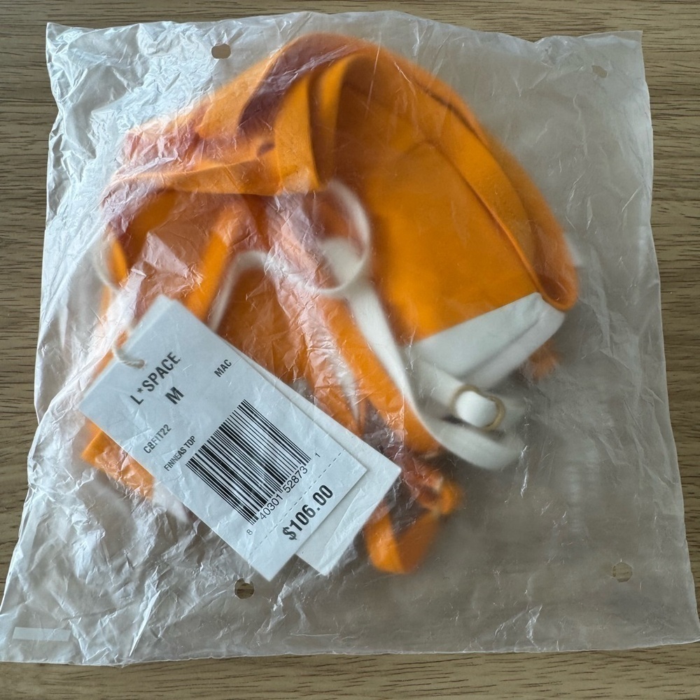 L SPACE Finneas Bikini Top in Mango & Cream - Picture 11 of 12